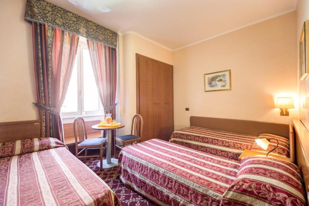 Chambre Quadruple avec Salle de Bains
