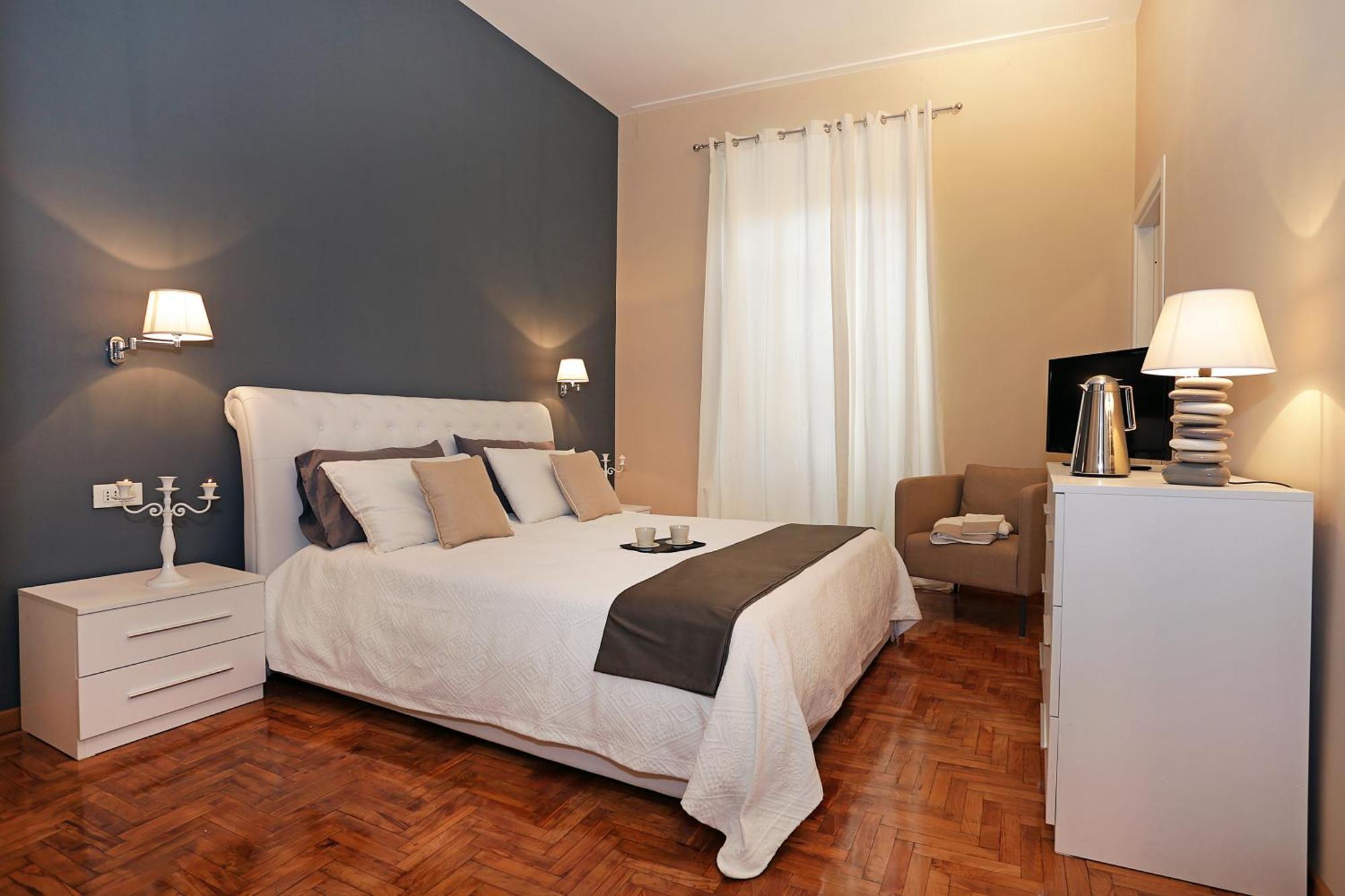 Double Room,699202800:JPEG