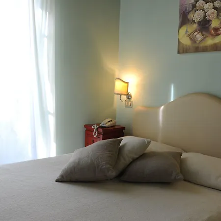 95 Rooms In Rome-3