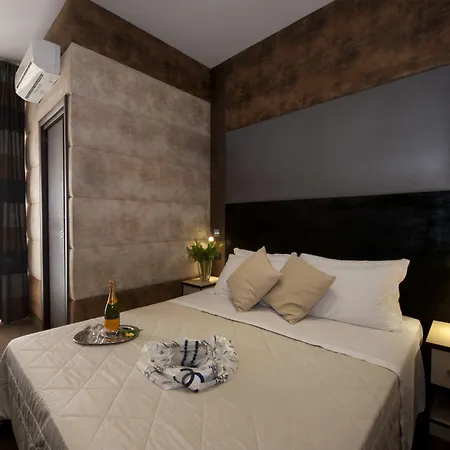 Blue Suite Vatican Guesthouse-2