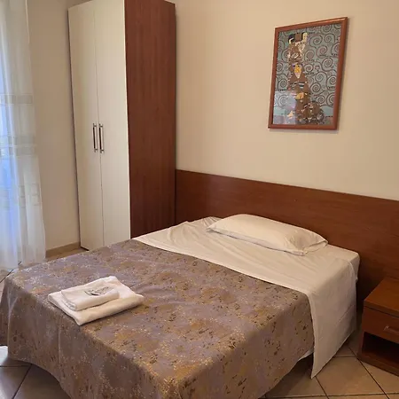 Karina Suite-2
