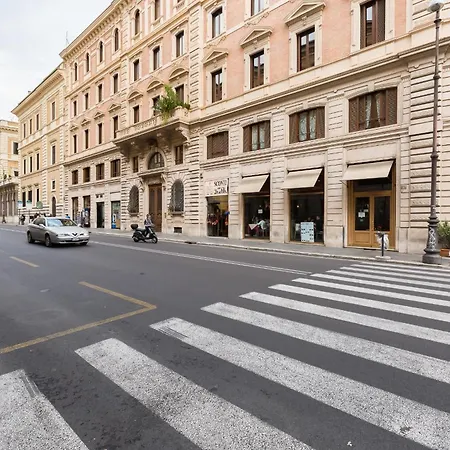 Affreschi Su Roma Luxury B&B-2